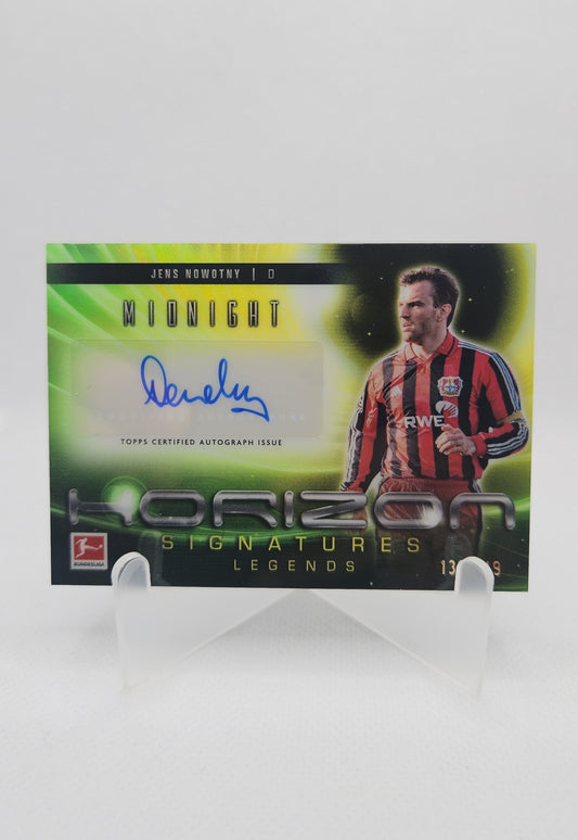 Jens Nowotny /149 - Autógrafo original - Horizon - Midnight Bundesliga 24/25