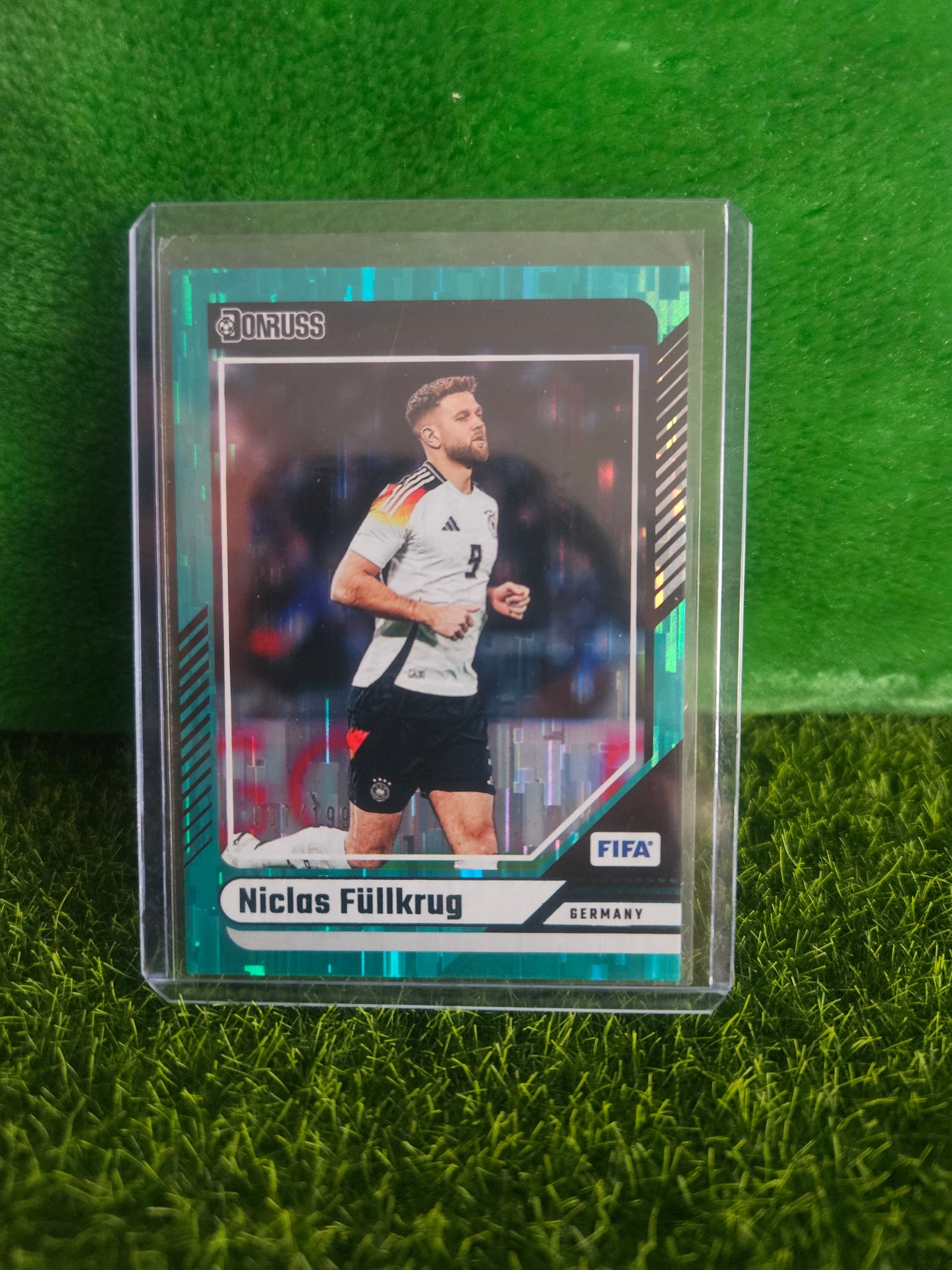 Niclas Füllkrug /199 - Donruss 24/25