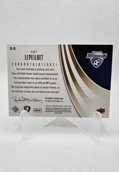 Amy LePeilbet - Parche WPS Materials - Upper Deck Soccer 2010