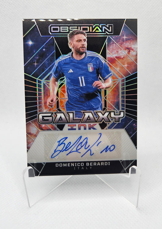 Domenico Berardi /199 - Autógrafo original Galaxy - Obsidian Soccer 24/25