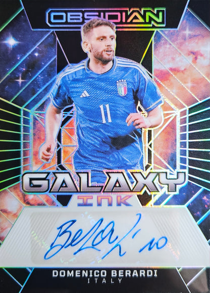 Domenico Berardi /199 - Autógrafo original Galaxy - Obsidian Soccer 24/25