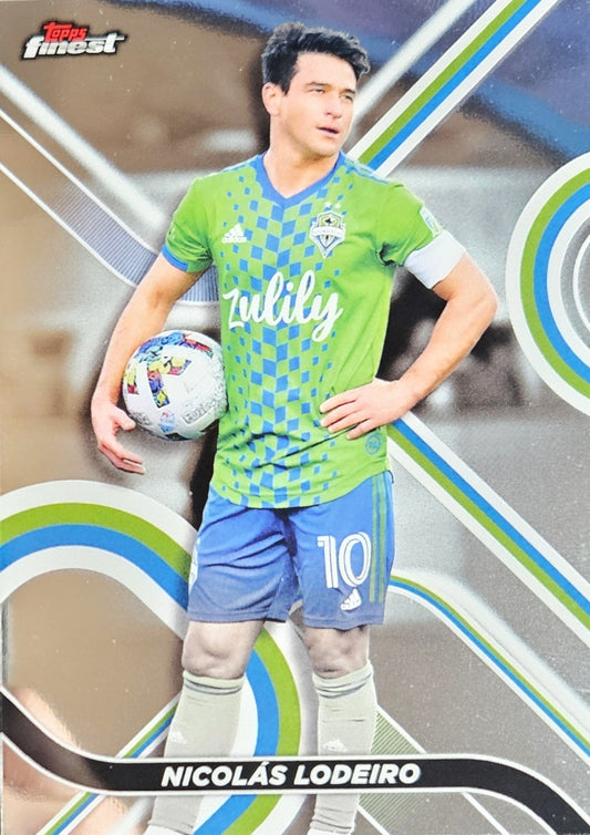 Nicolás Lodeiro - Topps Finest MLS 2022