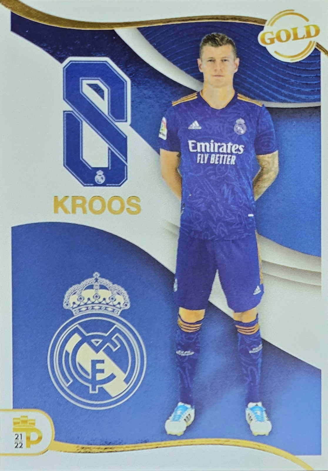 Toni Kroos - Gold - Podium Real Madrid 21/22